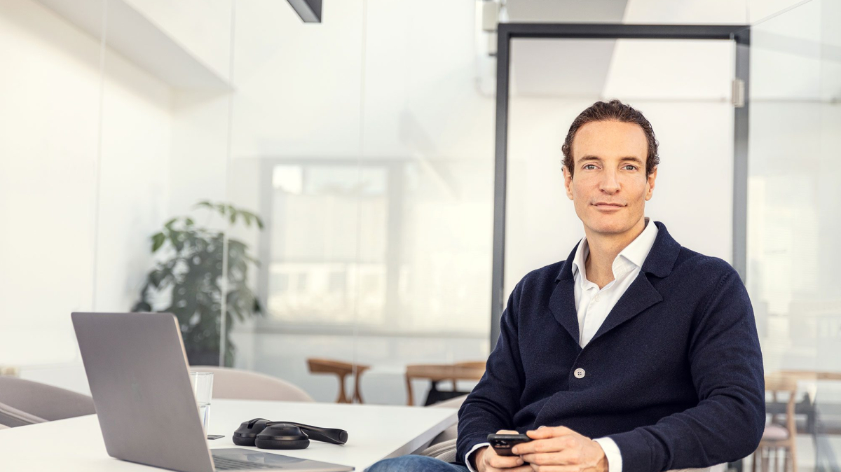 Maximilian Tayenthal,  N26 co-founder,  digital banking,  fintech entrepreneur,  European fintech leader,  mobile banking innovation,  financial technology,  Maximilian Tayenthal biography,  modern banking solutions,  fintech leadership