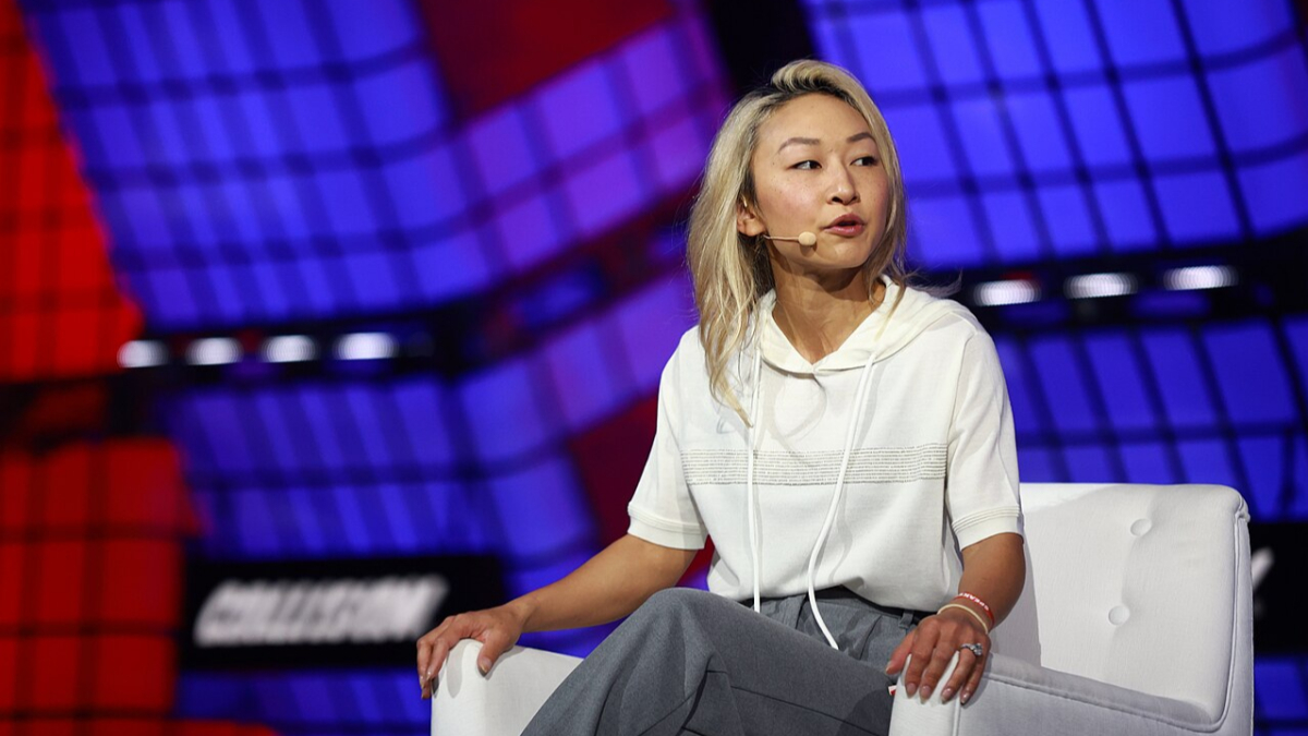 Sarah Guo,  Conviction founder,  venture capitalist,  AI investor,  Greylock Partners,  Sarah Guo biography,  artificial intelligence investment,  tech leadership,  startup ecosystem,  early-stage VC