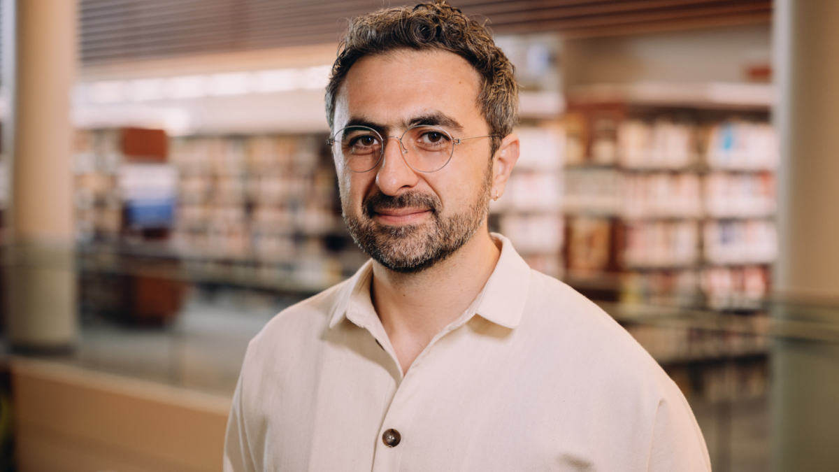 Mustafa Suleyman,  DeepMind,  Inflection AI,  artificial intelligence,  AI ethics,  machine learning,  tech entrepreneur,  Mustafa Suleyman biography,  UK technology leader,  responsible AI development