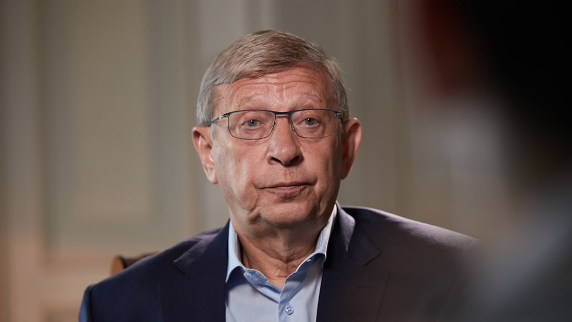 Vladimir Yevtushenkov,  Sistema founder,  Russian entrepreneur,  Russian business leader,  telecom industry Russia,  MTS Russia,  investment conglomerates,  Russian economy,  digital transformation Russia,  Vladimir Yevtushenkov biography