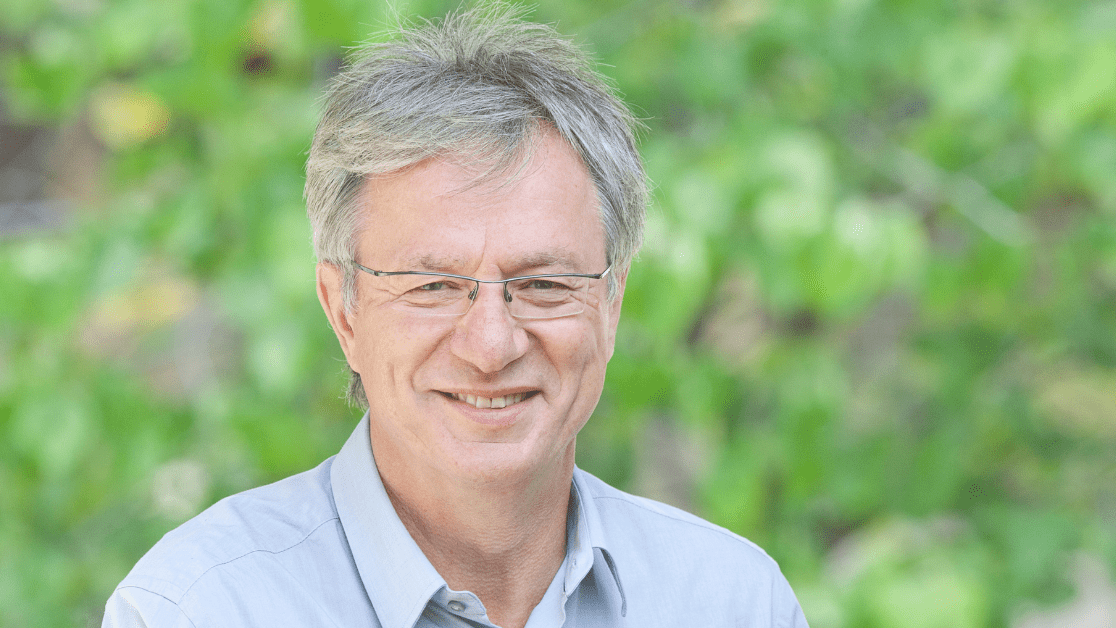 Alexander Galitsky,  Almaz Capital,  European venture capital,  tech investor,  Eastern European startups,  cybersecurity entrepreneur,  deep tech investor,  global innovation,  software engineering pioneer,  technology leadership