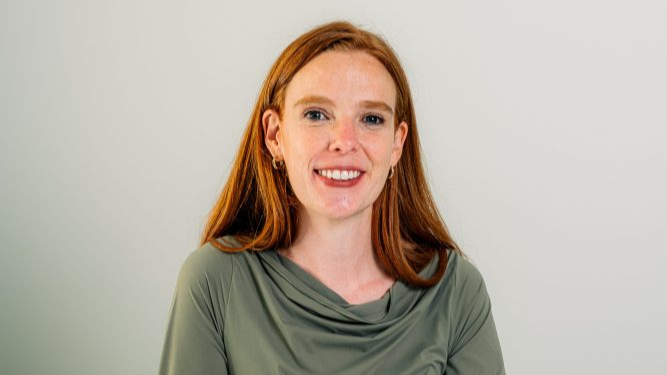 Sara Hooker,  AI researcher,  Cohere For AI,  machine learning access,  ethical AI,  global ML research,  deep learning,  tech innovation