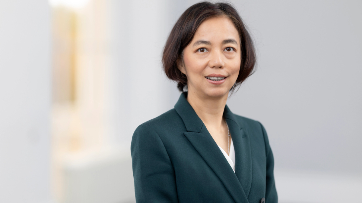 Fei-Fei Li,  artificial intelligence pioneer,  computer vision researcher,  ImageNet creator,  Stanford AI professor,  human-centered AI,  deep learning innovation,  AI ethics leader,  women in technology,  Fei-Fei Li biography
