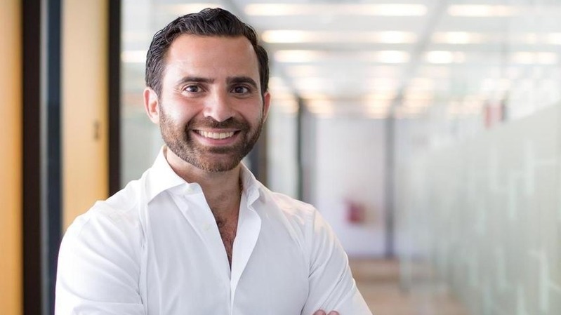 Philip Bahoshy,  Contractbook CEO,  legal tech founder,  contract management software,  SaaS entrepreneur,  digital contracts,  startup leader,  business automation