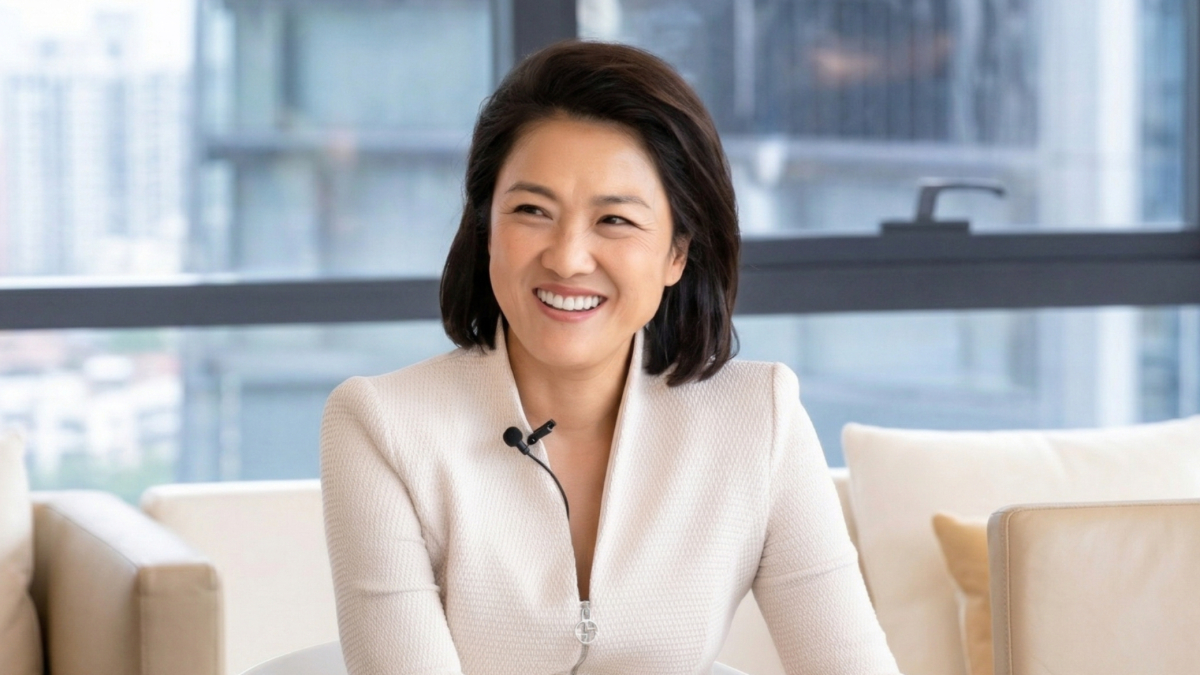 Zhang Xin,  SOHO China,  Chinese entrepreneur,  real estate leader,  women in business,  urban development,  global business figure,  philanthropy China,  Zhang Xin biography