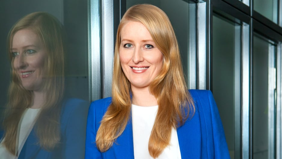 Julia B&ouml;sch,  Outfittery founder,  fashion e-commerce,  fashion tech entrepreneur,  AI personalization,  online retail innovation,  women in tech,  digital fashion platform,  startup Europe,  Julia B&ouml;sch biography